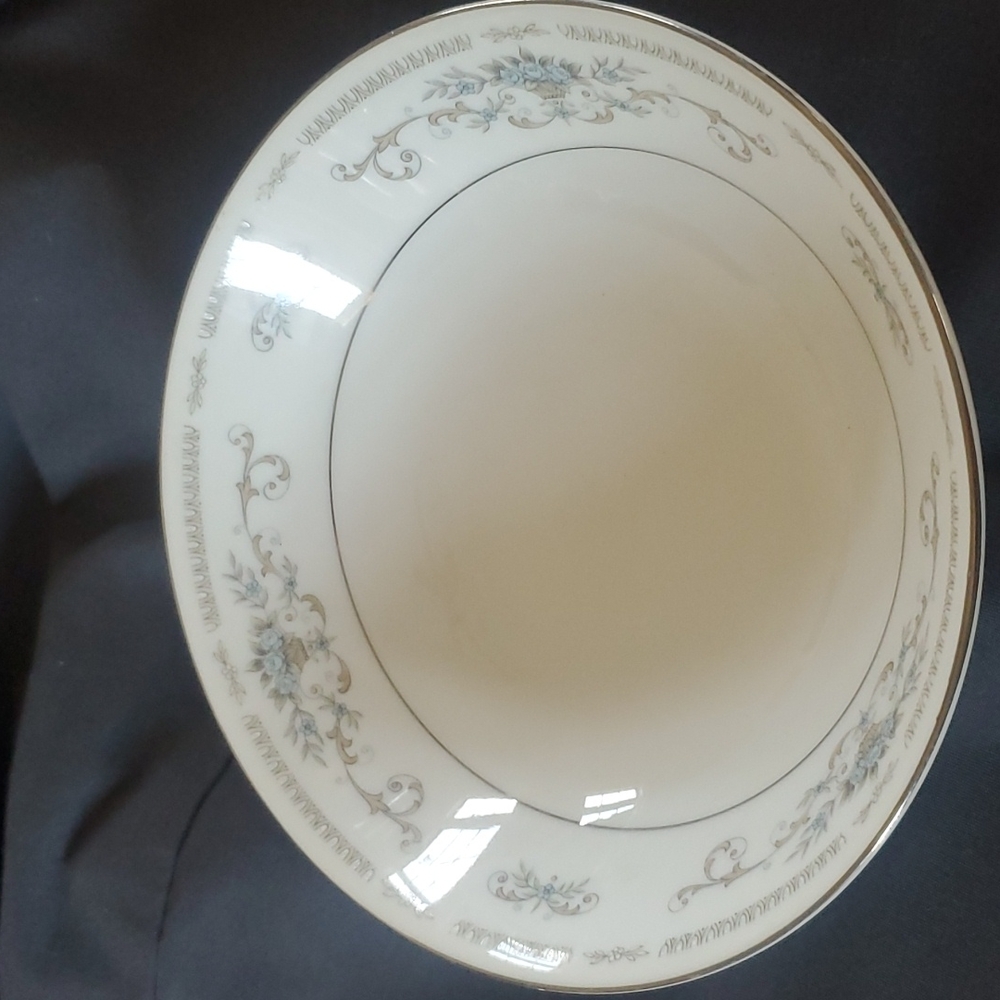 FINE WADE CHINA "DIANE" CEREAL BOWL